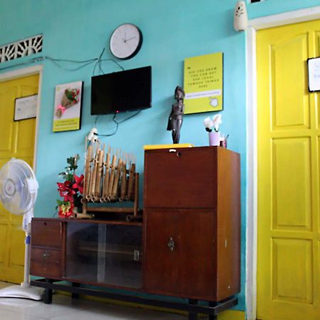 Rumah Teman Backpacker スマラン エクステリア 写真